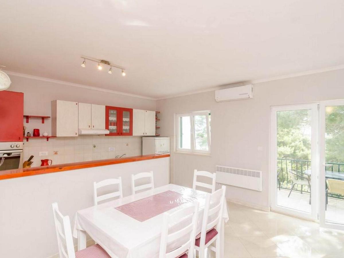 Apartments Matusko Saplunara Δωμάτιο φωτογραφία